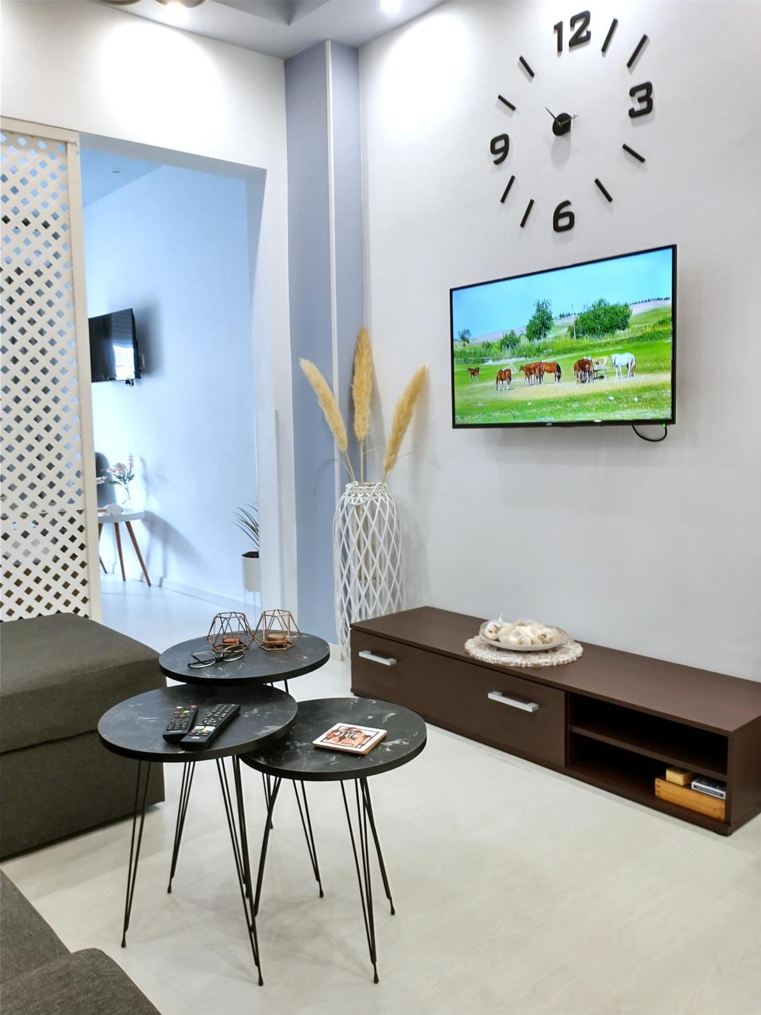 Niko'S Apartment - Beautiful Sea View Apartment ! Peraia  Ngoại thất bức ảnh