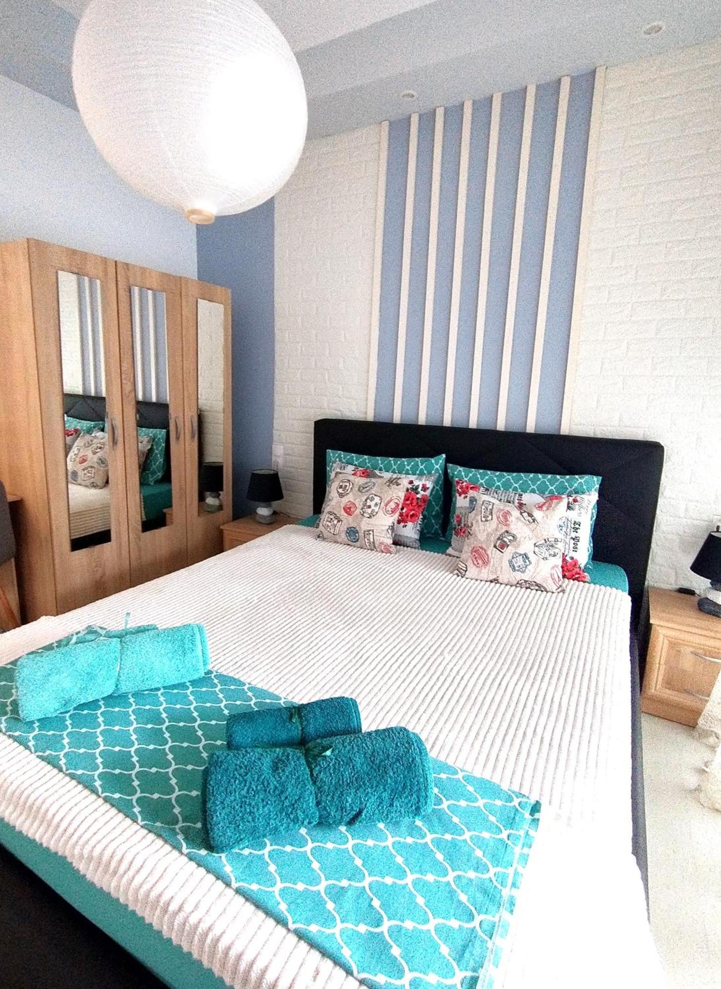 Niko'S Apartment - Beautiful Sea View Apartment ! Peraia  Ngoại thất bức ảnh