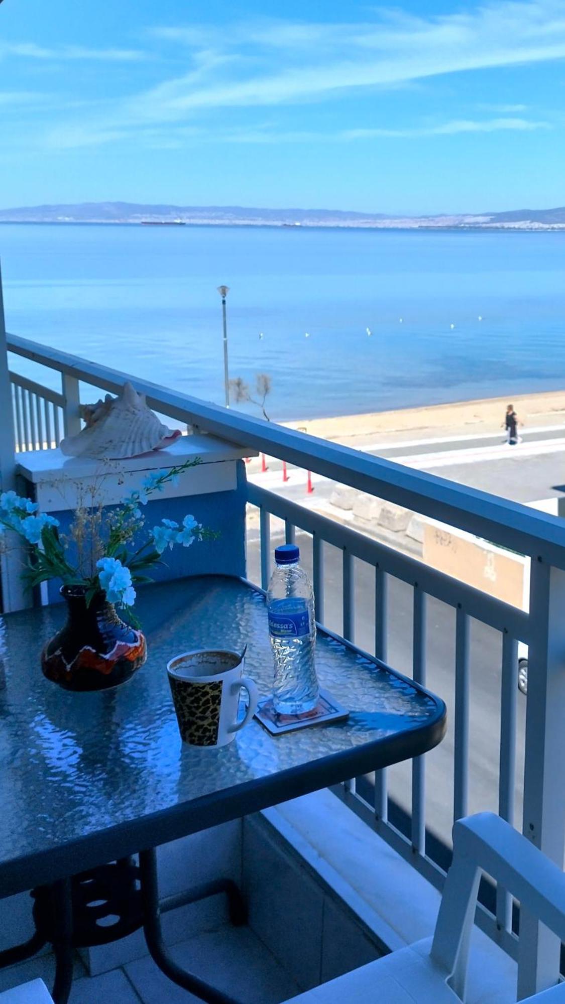 Niko'S Apartment - Beautiful Sea View Apartment ! Peraia  Ngoại thất bức ảnh